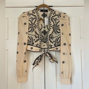 NWT AKIRA Beige and Black Floral Embroidered Top